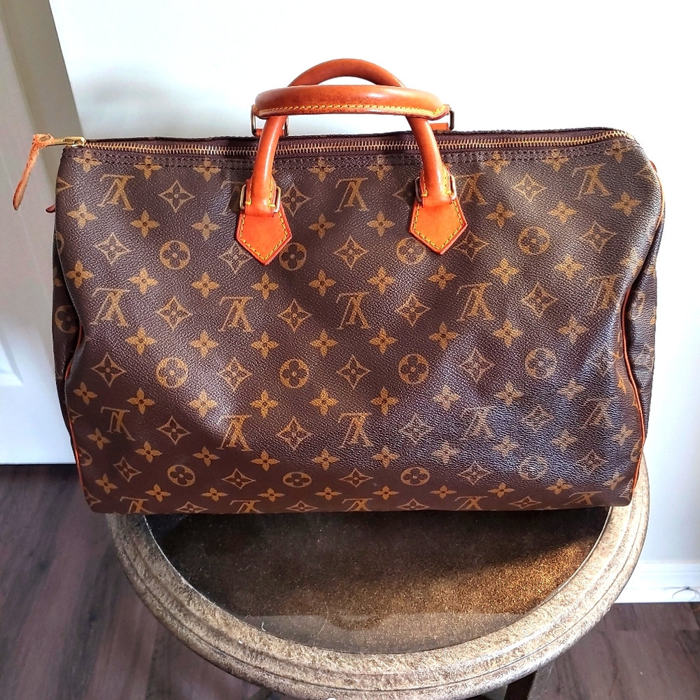 Authentic Louis Vuitton Speedy 40